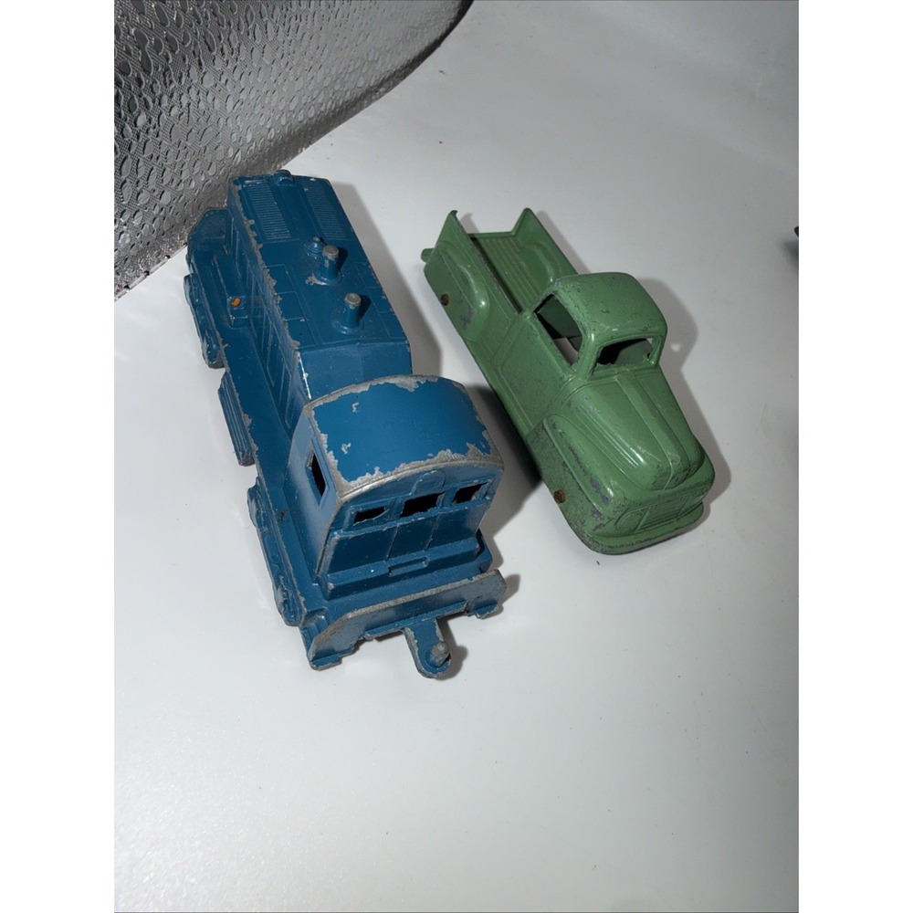 Vintage Metal Die Cast Toy Car Lot Of 14: Tootsie, Midgetoy, Lesney Matchbox - Picture 9 of 16
